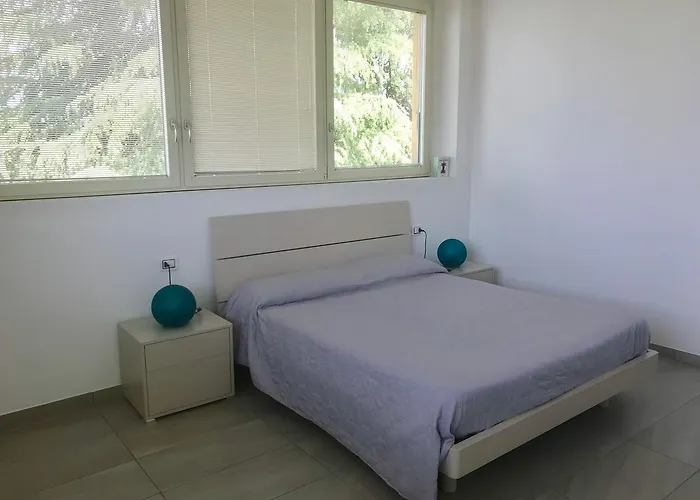 Gilda E Vesuvio Apartman *